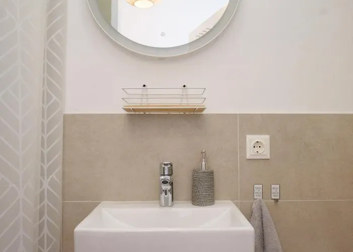 Apartman 2ac - Naehe Metro U1