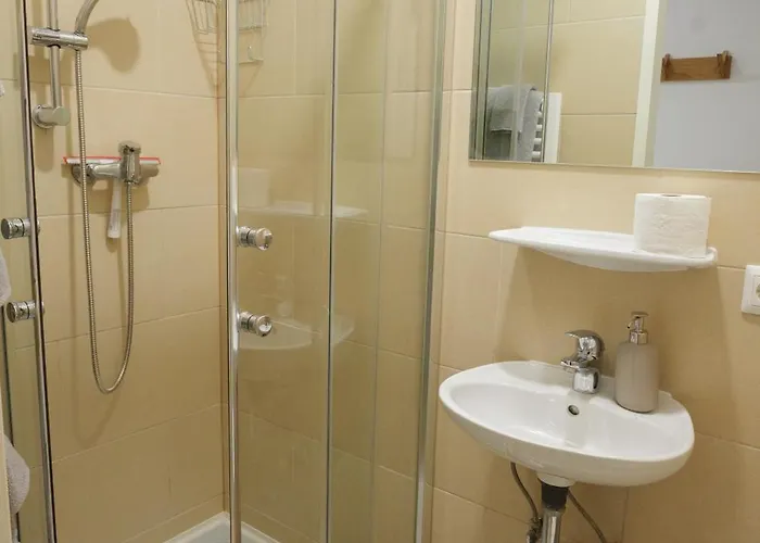 Apartman 2ac - Naehe Metro U1 *